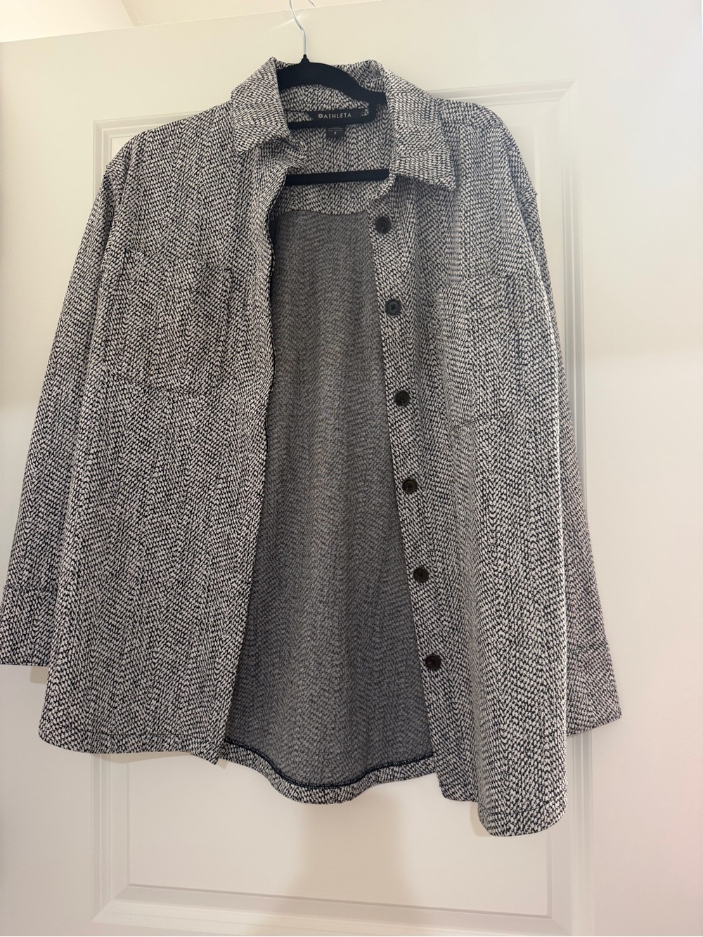 Athleta Black & White Herringbone Button-Down Shirt Jacket